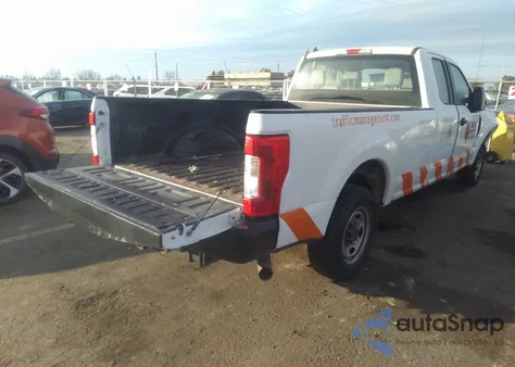 2019 Ford F-250 Xl z USA, uszkodzony, nr VIN 1FT7X2A61KEC45968